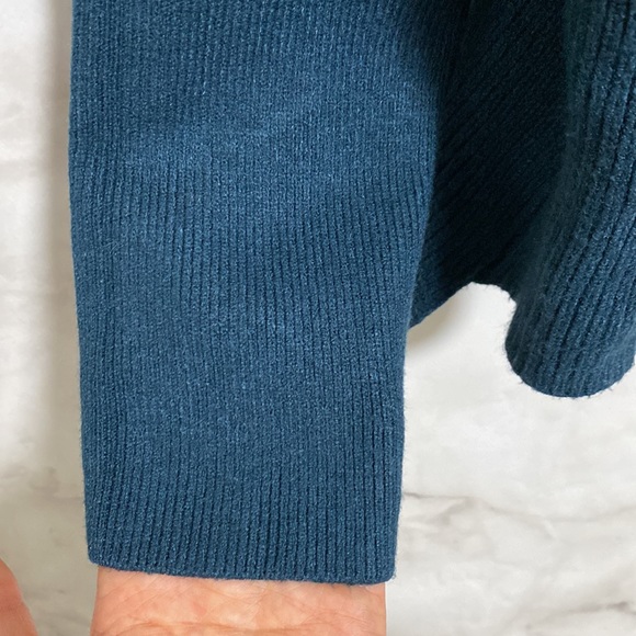 Devotion by Cyrus Cowl Neck Ribbed Tunic Sweater - Teal - Picture 5 of 9